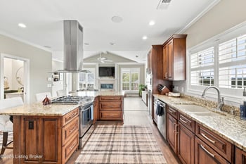15321 Royal Troon Ave, Louisville, KY 40245