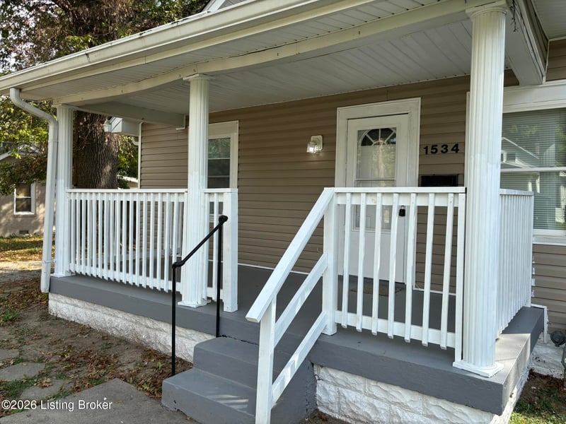 1534 Walter Ave, Louisville, KY 40215