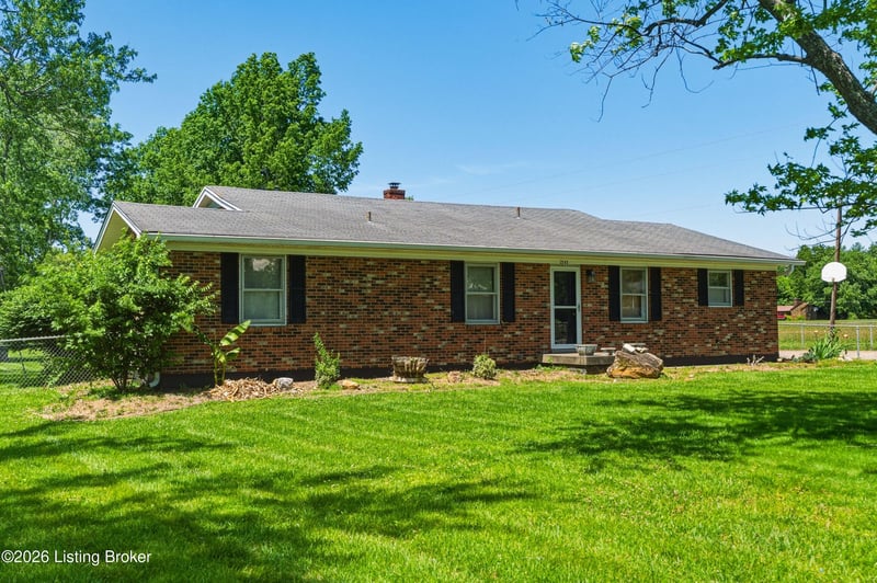 1545 Greenbriar Rd, Mt Washington, KY 40047