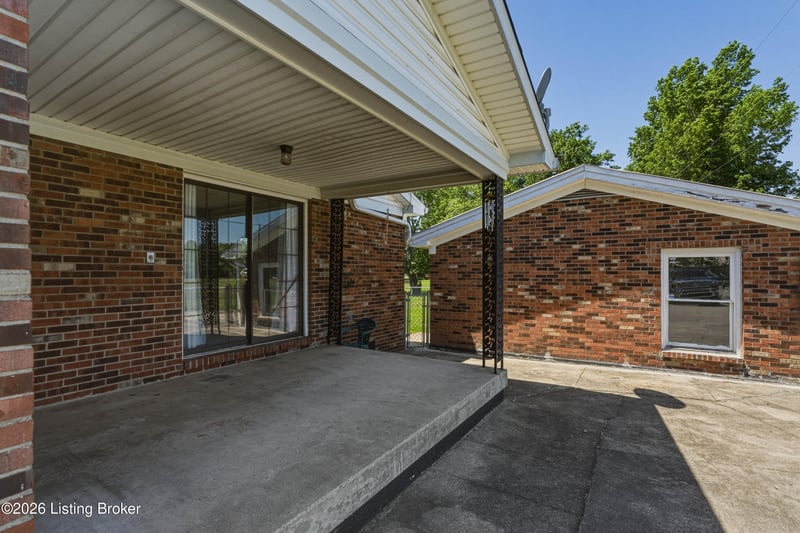 1545 Greenbriar Rd, Mt Washington, KY 40047