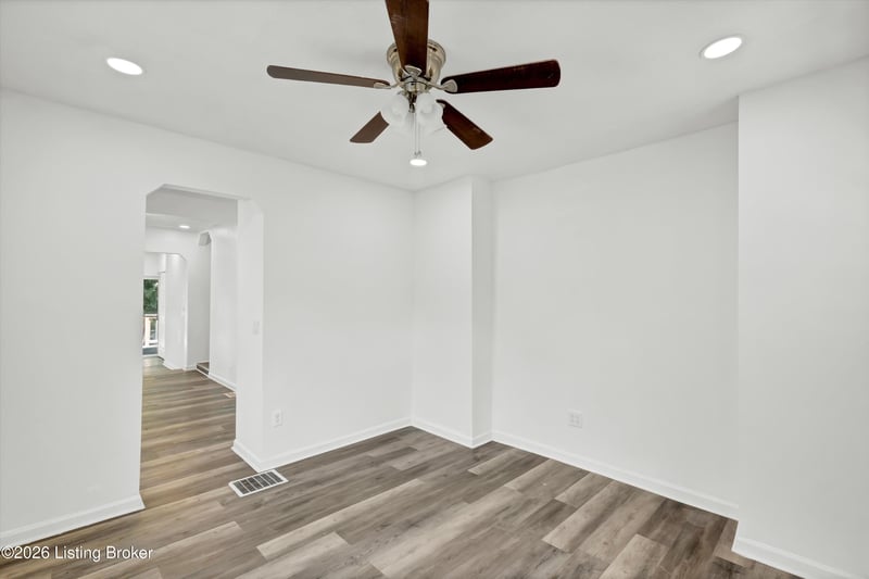 1549 Gallagher St, Louisville, KY 40210