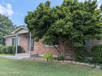 155 Valleyview Dr, Bardstown, KY 40004