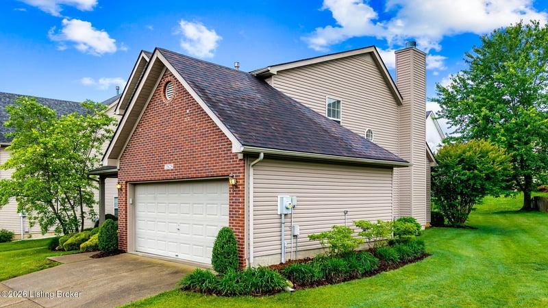 15629 Beckley Hills Dr, Louisville, KY 40245