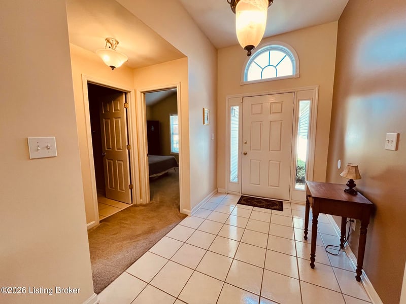 15632 Beckley Hills Dr, Louisville, KY 40245