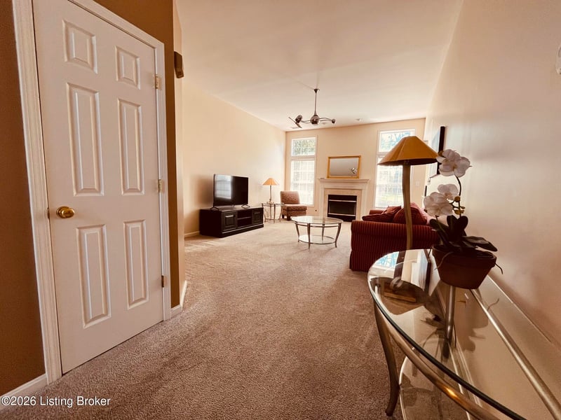 15632 Beckley Hills Dr, Louisville, KY 40245