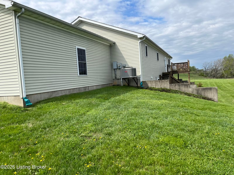 1568 Bray Ridge Rd, Bedford, KY 40006