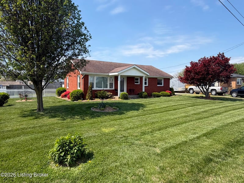 157 Stout St, Mt Washington, KY 40047