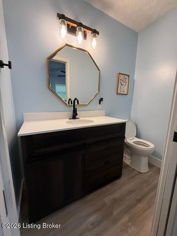157 Winchester Dr, Mt Washington, KY 40047