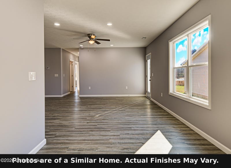 158 Shirley Blvd #A, Vine Grove, KY 40175