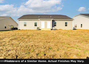 158 Shirley Blvd #B, Vine Grove, KY 40175
