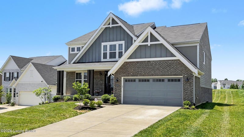 15802 Stonehouse Ct, Louisville, KY 40245
