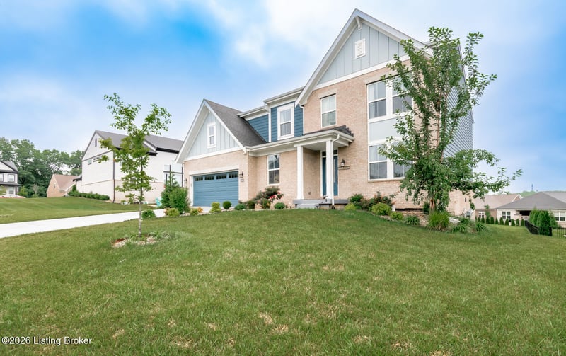 15803 Stonehouse Ct, Louisville, KY 40245