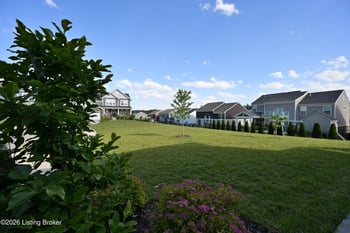 15806 Stonehouse Ct, Louisville, KY 40245