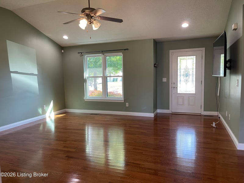159 Wiltshire Ave, Vine Grove, KY 40175