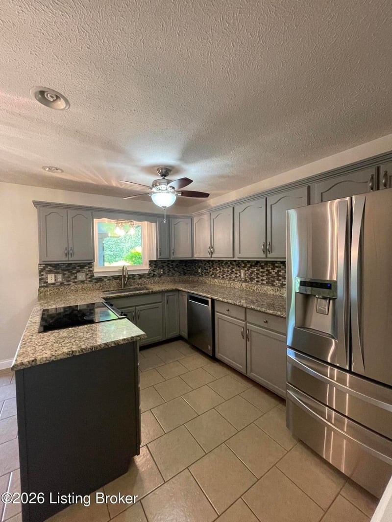 159 Wiltshire Ave, Vine Grove, KY 40175