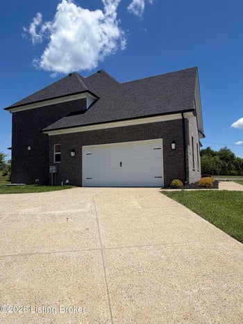 15967 Cumberland Lake Cir, Louisville, KY 40245