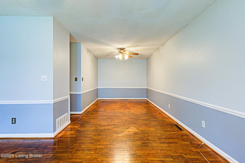 1599 Greenland Park Cir, Shelbyville, KY 40065