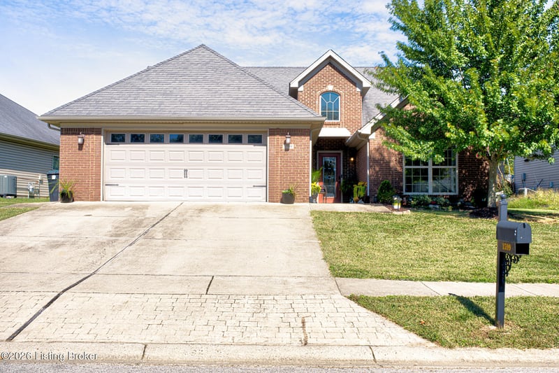 1599 Overlook Cir, Shelbyville, KY 40065