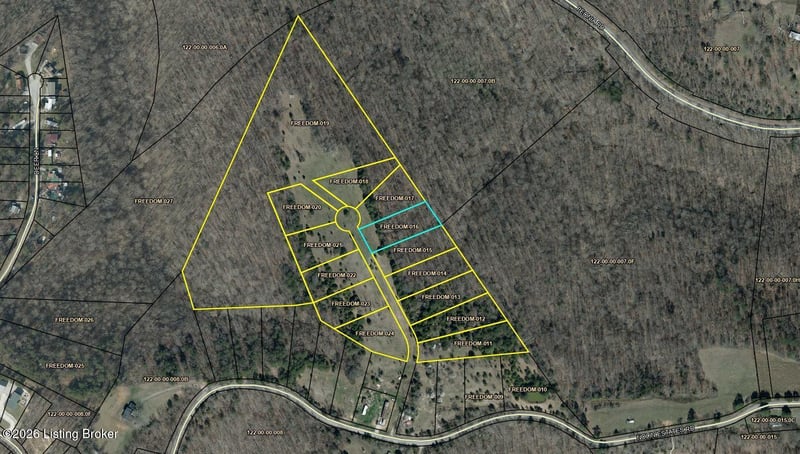 16 Freedom Estate Rd, Clarkson, KY 42726