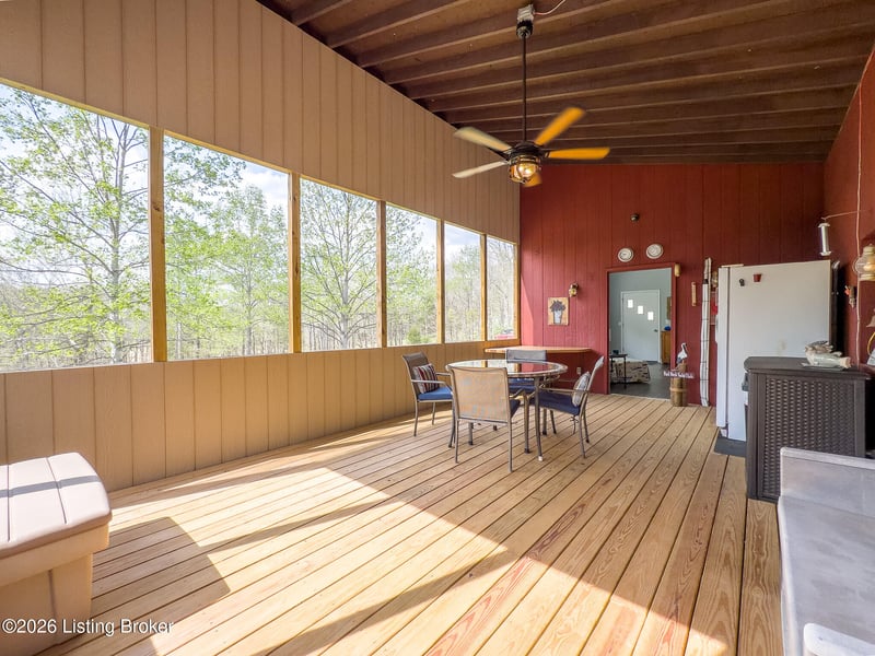 16 Lakeside Dr, Falls Of Rough, KY 40119