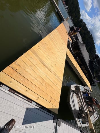 160 Moutardier Bay Dr, Leitchfield, KY 42754