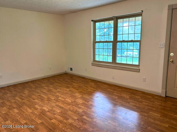 160 Stringtown Rd, New Hope, KY 40052