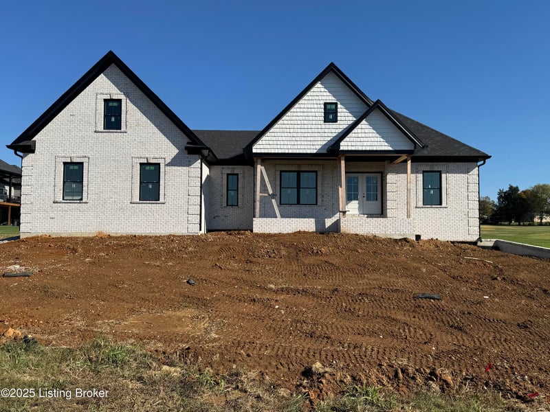 160 Tommy Ct, Shepherdsville, KY 40165