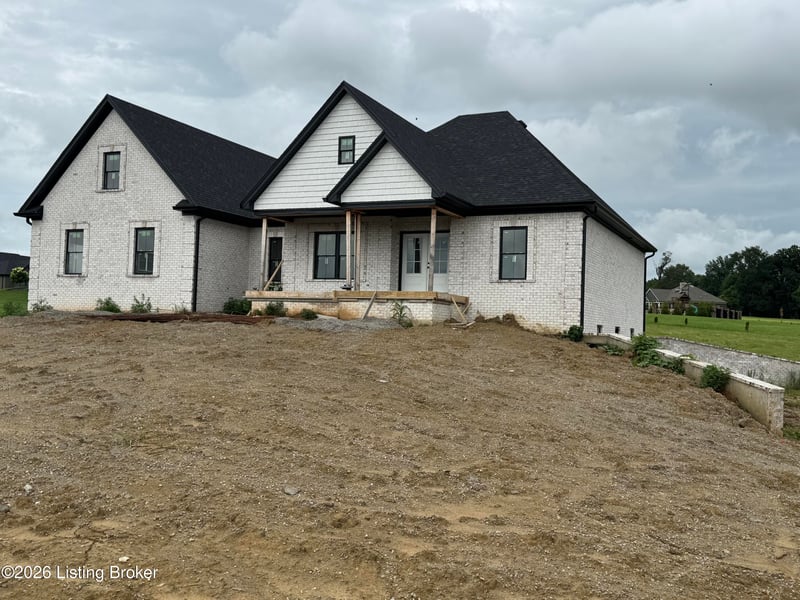 160 Tommy Ct, Shepherdsville, KY 40165