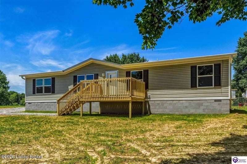 1601 Crume Rd, Vine Grove, KY 40175
