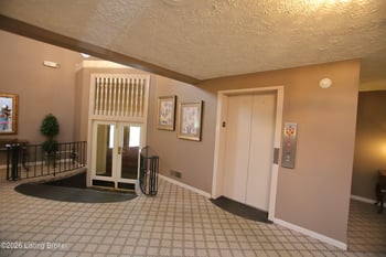 1602 Gardiner Ln #233, Louisville, KY 40205