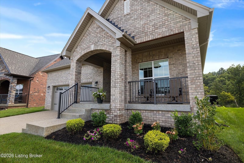 16025 Cumberland Lake Cir, Louisville, KY 40245