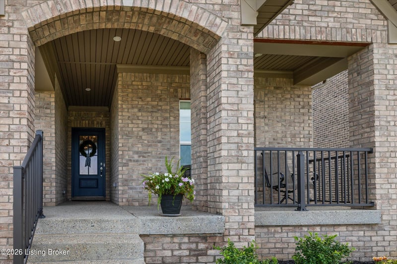 16025 Cumberland Lake Cir, Louisville, KY 40245