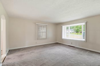 1603 Iroquois Pkwy, Louisville, KY 40214