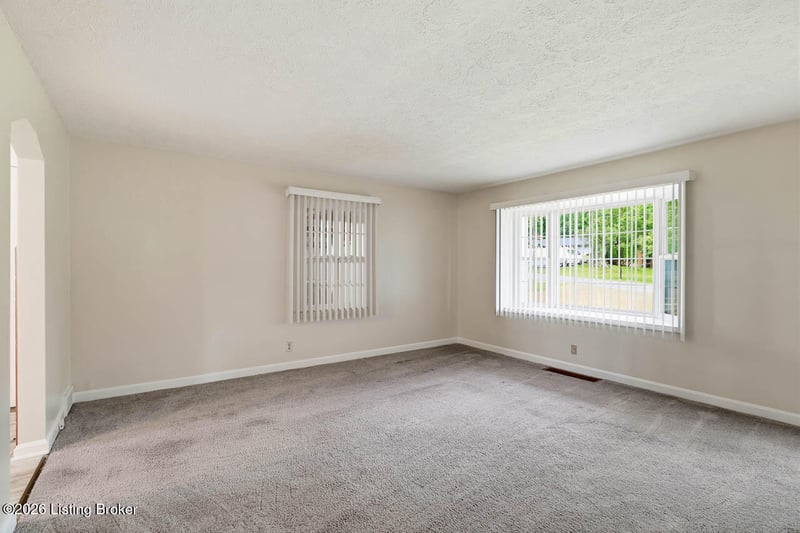 1603 Iroquois Pkwy, Louisville, KY 40214