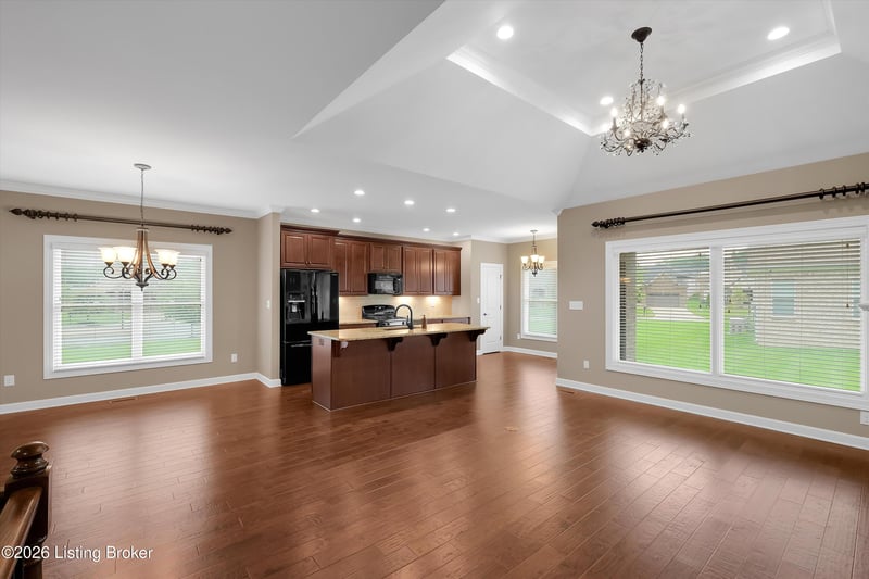 16033 Carefree Pl, Louisville, KY 40245