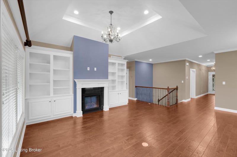 16033 Carefree Pl, Louisville, KY 40245