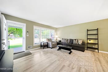 1604 Marne Ct, Louisville, KY 40242