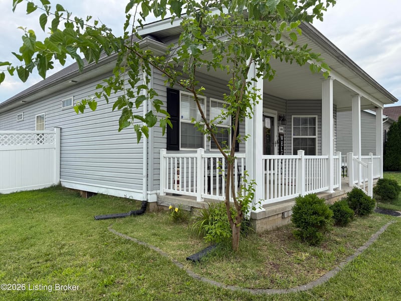 1606 Louis Coleman Jr Dr, Louisville, KY 40211