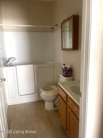 1607 Young Ct, Louisville, KY 40211