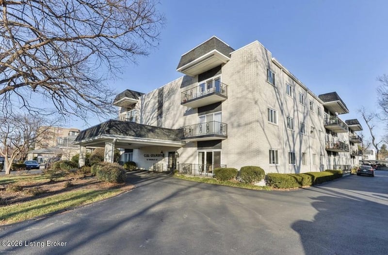 161 Thierman Ln #1H, Louisville, KY 40207