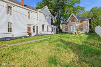 1613 Dewey St, New Albany, IN 47150