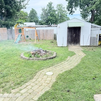 1613 Lakeside Dr, Shelbyville, KY 40065