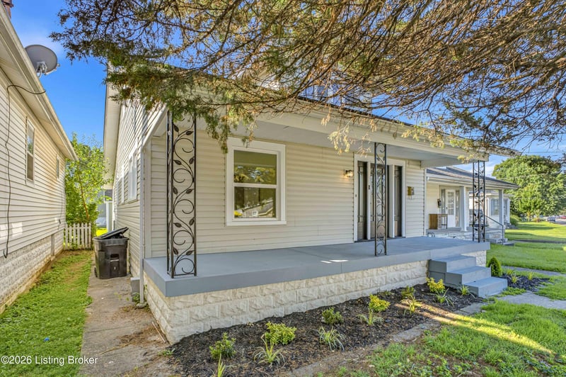 1615 Texas Ave, Louisville, KY 40217