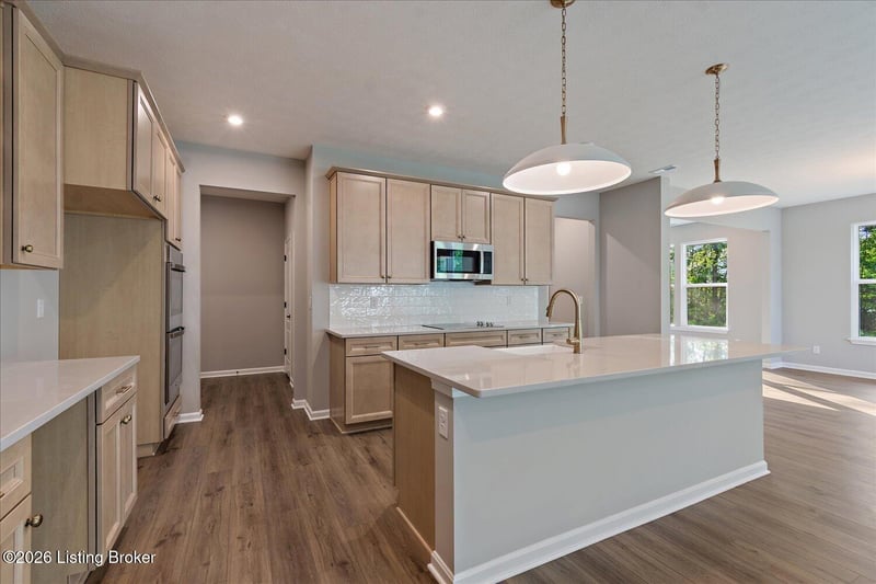 162 Dayflower Ct, Shepherdsville, KY 40165