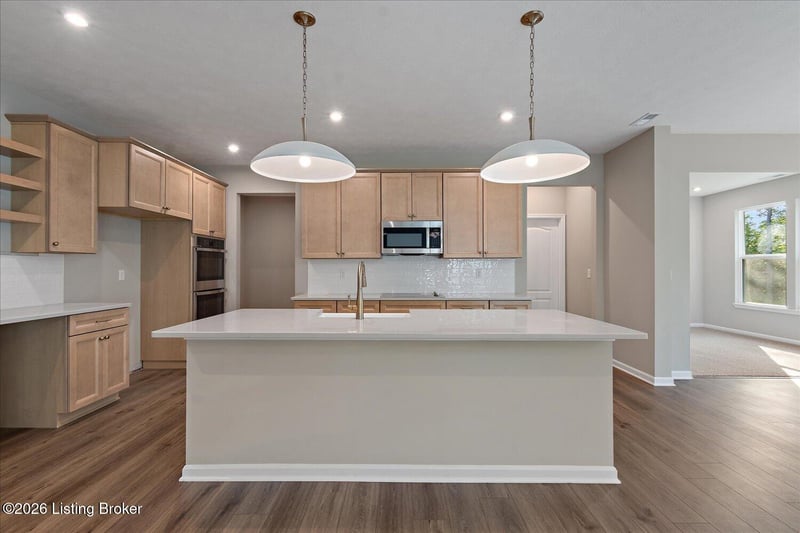 162 Dayflower Ct, Shepherdsville, KY 40165