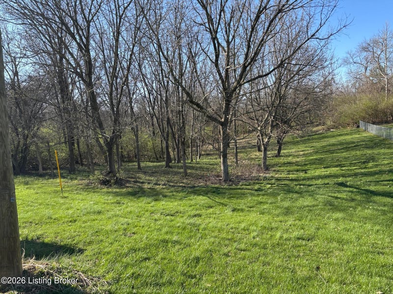 16214 Shelbyville Rd, Louisville, KY 40245