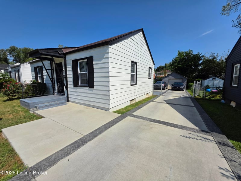 1623 S 28th St, Louisville, KY 40211