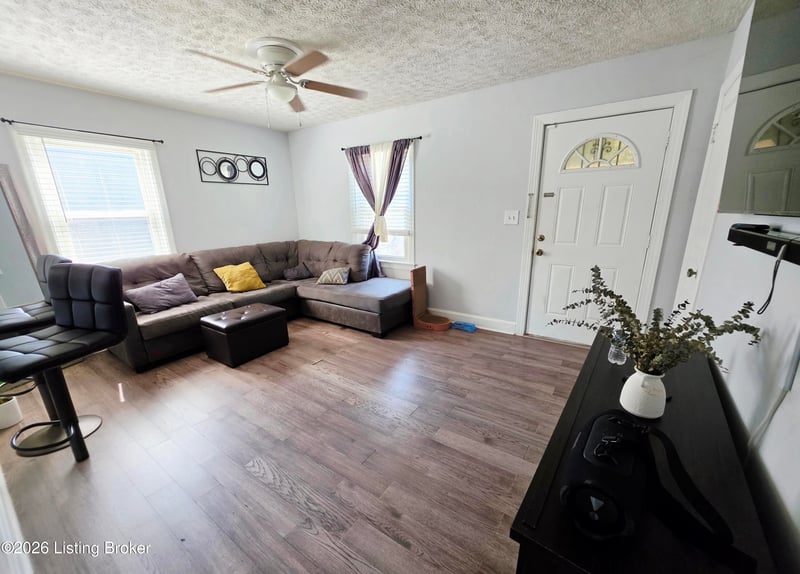 1623 S 28th St, Louisville, KY 40211