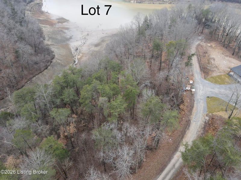 163 Barton Point Rd, Clarkson, KY 42726
