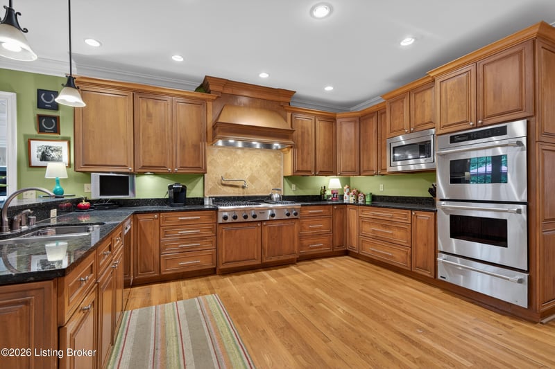 1633 Ashwood Rd, Lexington, KY 40502